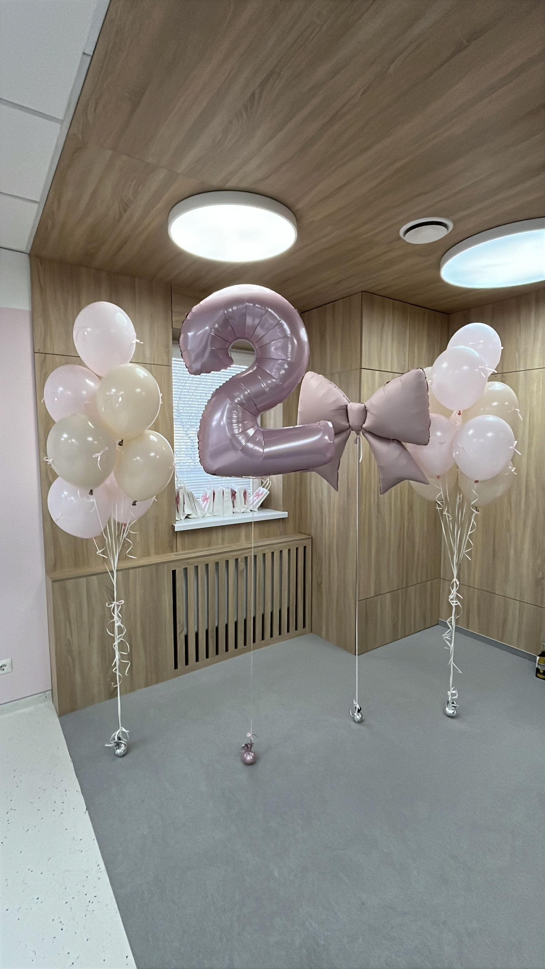 Balionų rinkinys "Rožinis kaspinas" su skaičiumi