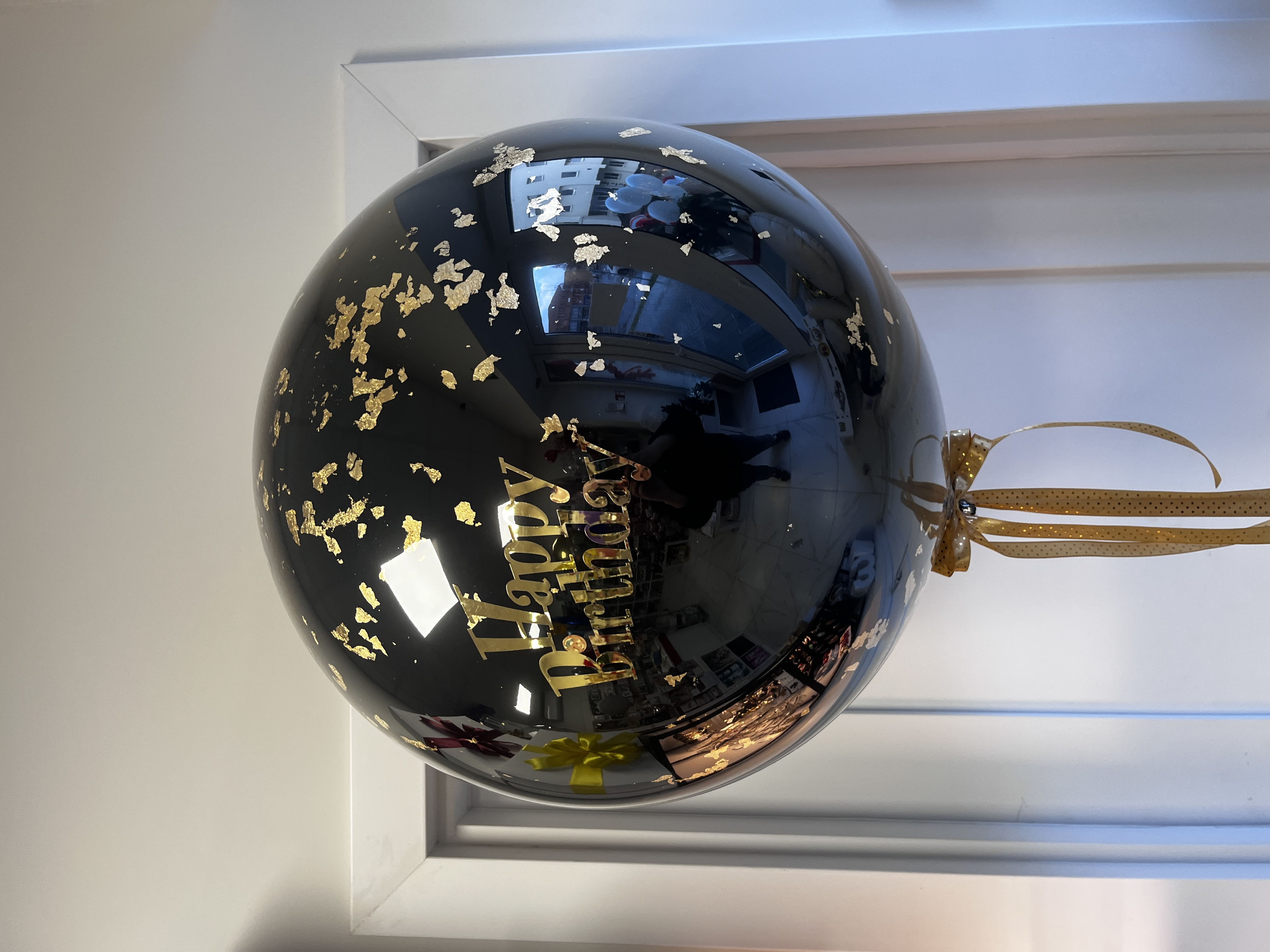 Juodas balionas "Happy birthday", 70 cm